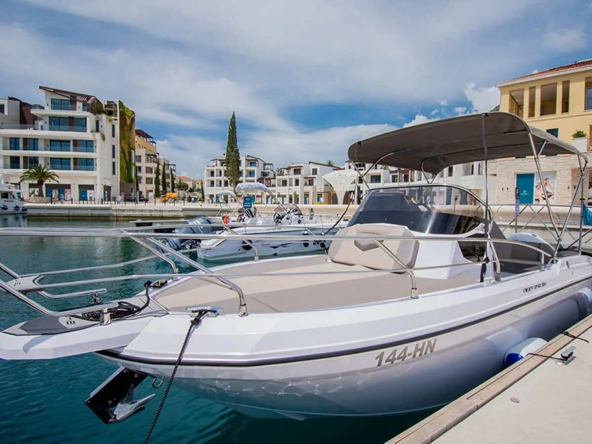 ADRIATIC BOAT